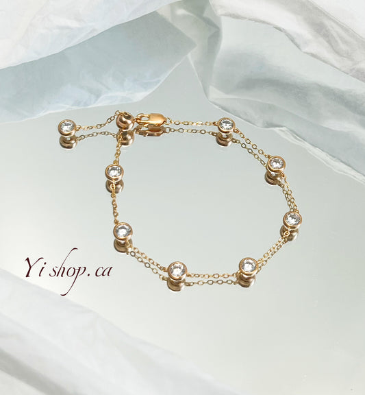 Six Diamonds Bracelet
