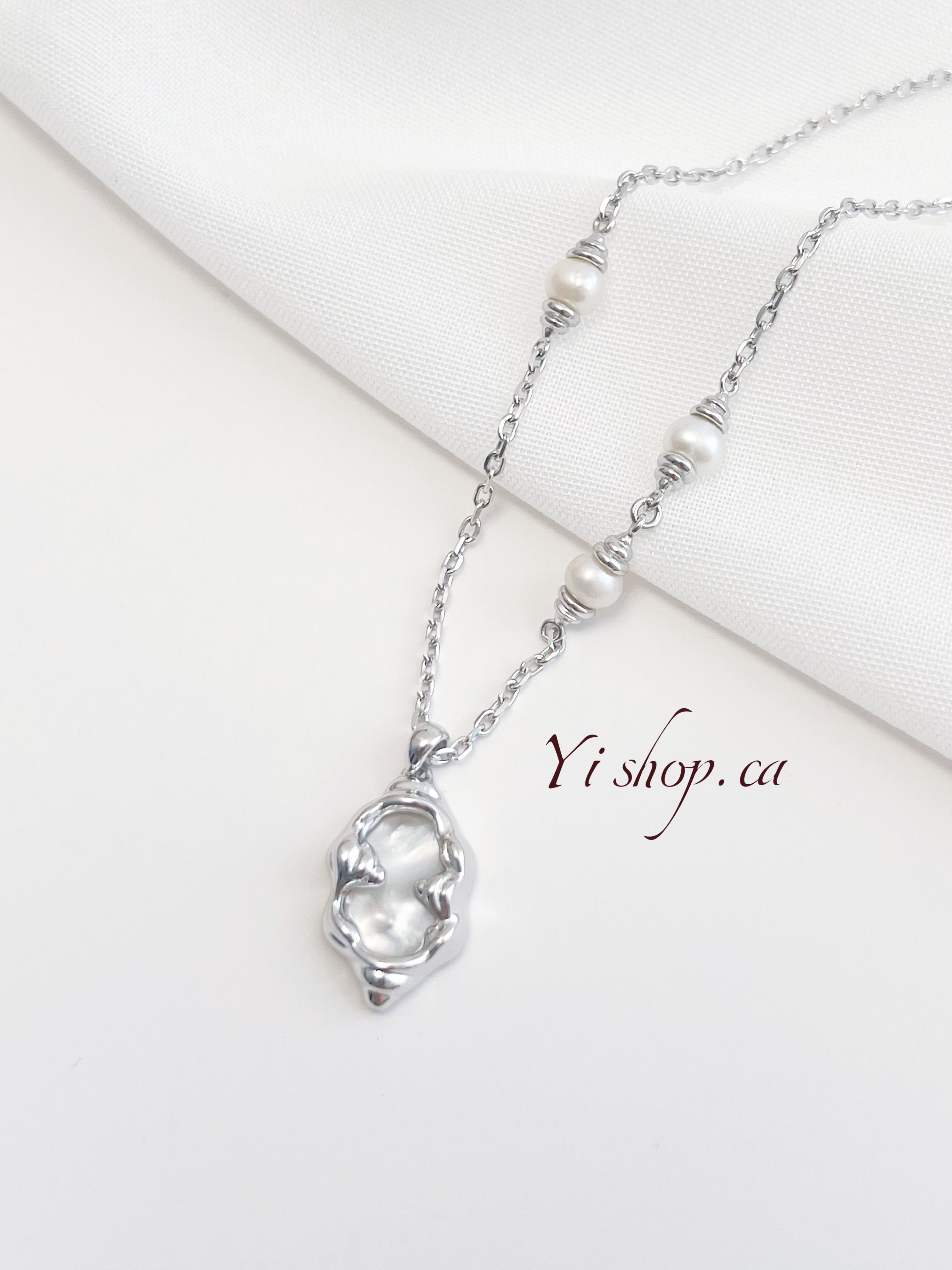 Magic Mirror Necklace